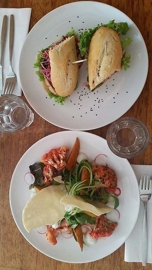 1 "Banh Mi"
1 "Curried Salad" at DopHert in Amsterdam