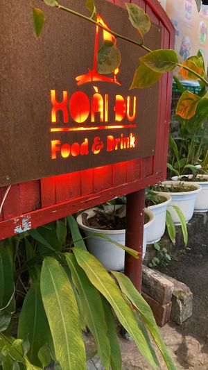 Outdoor seating   at Xoài Đu in Hanoi