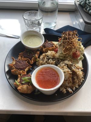 Vegan plate 🤤   at Onolicious Hawaii in Cincinnati