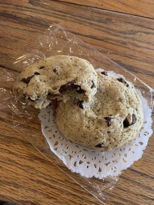 Vegan chocolate chip cookies at Coffee Fox in Savannah