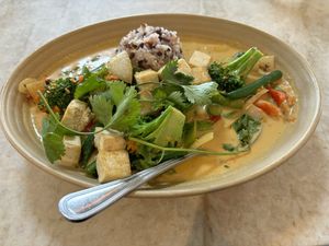 vegan coconut curry  at Malibu Farm in San Diego