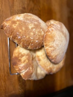 Pitta breads
 at Koyasan Space in Wakayama