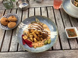 Spicy Hummus with Falalfel, Cauliflower and Potato  at The Hummus Connection  in Nuremberg