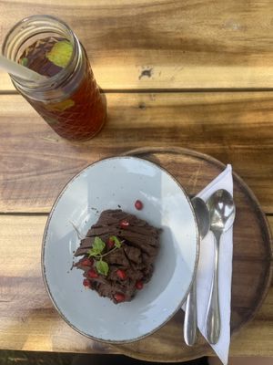 Avocado chocolate mousse + strawberry iced tea  at Soul Food  in Sigiriya