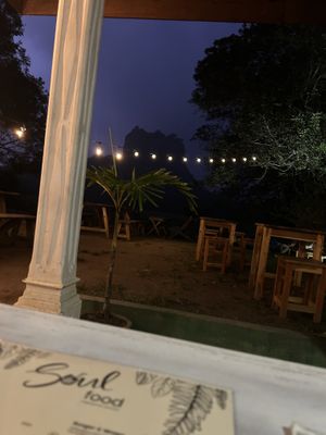 the view rocks (roll credits)  at Soul Food  in Sigiriya