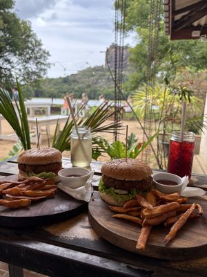 Burgers  at Soul Food  in Sigiriya