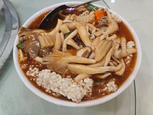  at Yuán Jù Chéngjiā Shū Shí Liàolǐ - 緣聚成家蔬食料理 in Taipei
