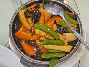  at Yuán Jù Chéngjiā Shū Shí Liàolǐ - 緣聚成家蔬食料理 in Taipei