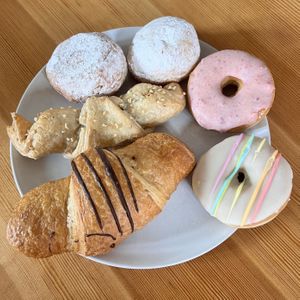 Schoggigipfel, Berliner, Nussgipfel, Donuts  at Bakery Bakery - Basel SBB in Basel
