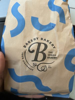 Packaging #Veganuary at Bakery Bakery - Basel SBB in Basel