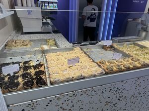 Display with vegan items clearly labeled   at Cinnamood in Oberhausen