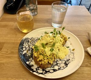 Tofu Benedict and homemade Kambucha  at Pequeno Café e Bistrô - Príncipe Real in Lisbon