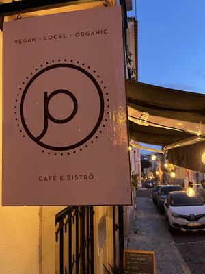   at Pequeno Café e Bistrô - Príncipe Real in Lisbon