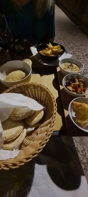 Vegan tigella menu dishes at Tigella Bella in Verona