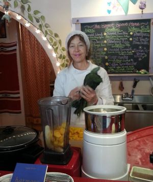 Niki, our accommodating hostess making a wonderful and FRESH smoothie with lots of kale! at The Sanibel Sprout in Sanibel