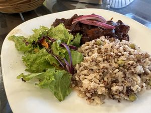 Menu del día. Adobo de hongos, arroz proteico, y ensalada   at La Semilla in Veracruz