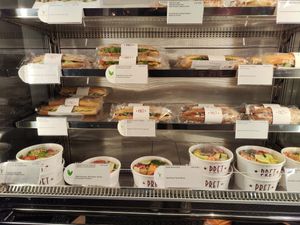 Sandwich, bowl at Pret A Manger - Hauptbahnhof in Zurich
