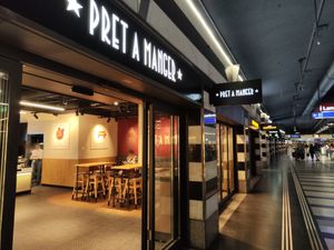 Seating at Pret A Manger - Hauptbahnhof in Zurich