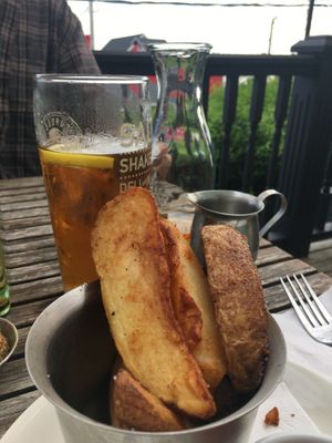 Iced tea and potato wedges at Salt Shaker Deli in Lunenburg