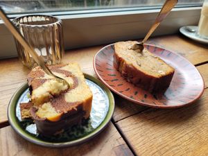 Marmorkuchen + Bananenbrot at Edel. in Duisburg