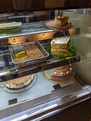 selection at La Loca de Enfrente in Madrid