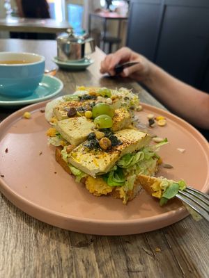 Marinated tofu on toast at La Loca de Enfrente in Madrid
