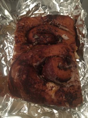 Cinnamon rolls at La Loca de Enfrente in Madrid