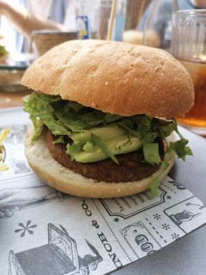 Vegan burger at Daltonic in Palafrugell