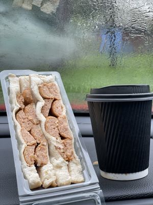 They do vegan breakfast too! I had a sausage sandwich and an oat desi chai 👍  at Brunch 23 Fusion Kitchen in Newcastle Upon Tyne