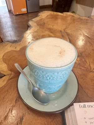 Chai latte - would’ve preferred it a little stronger, but the coffee was good!  at Café Vida in La Paz