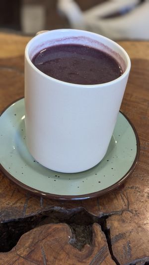 API at Café Vida in La Paz