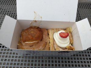 Apfel und Erdbeere at Cinnamood in Trier