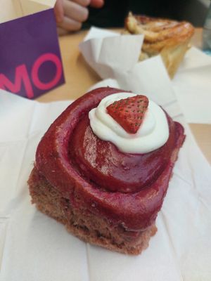 Red velvet at Cinnamood in Trier