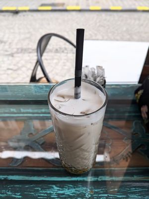 Very nice and friendly staff, typical Turkish in manner.

They are very kind in accommodating requests for those who are vegan or vegetarian, the menu includes some vegan options.  at North Art Coffee in Istanbul