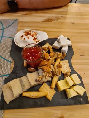 Excellent Cheese Plate with tomato jam at Green Planet Dinner   in Gran Canaria
