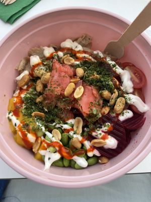 You can choose the ingredients yourself  at Green Planet Dinner   in Gran Canaria