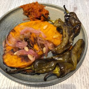 A variety of veg dishes paid by weight. They have lots of vegan veg side dishes at L'Ora della Pasta in Como