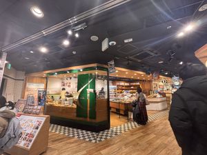   at De Tout Painduce  in Osaka