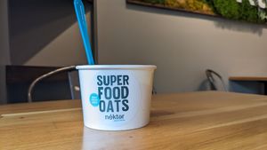 Super food oats are vegan as-is, my favorite is peanut butter cinnamon apple #Veganuary at Nekter Juice Bar in Reno