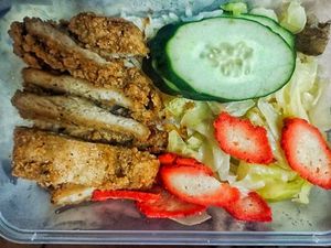 Take away chicken cutlet rice at Daily Green 吉祥素 - Tampines in East Singapore