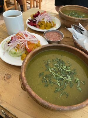 Everything for 25 BS + Main Dish and Dessert  at Reencuentro con la Naturaleza in La Paz