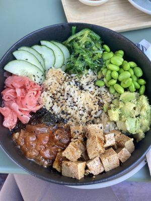 ‘Tuna’ bowl  at superplanty in Zagreb