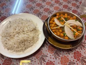Chana masala with cumin basmati rice  at Everest in Matsumoto