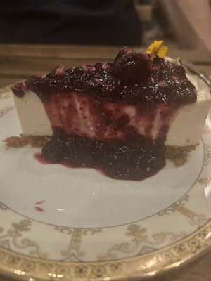 Lemon blueberry cheese cake   at Aliado Bar & Aperitivo in San Juan