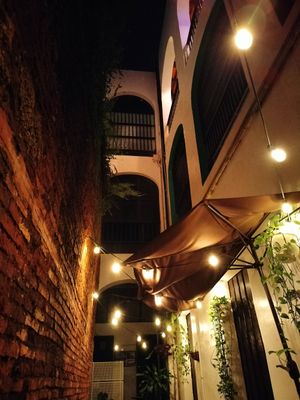 The courtyard at Aliado Bar & Aperitivo in San Juan