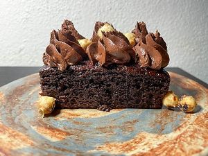 chocolate hazelnut cake at Aliado Bar & Aperitivo in San Juan