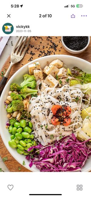 Pad Thai salad  at Earth Cafe @ BKC in Mumbai