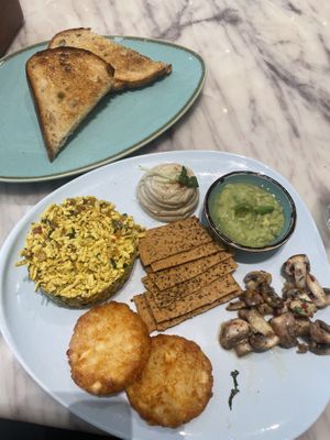   at Earth Cafe @ BKC in Mumbai