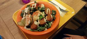 Mediterranean salad bowl at Falafel Brothers - Otemachi in Tokyo