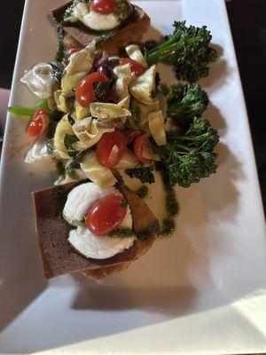 Mediterranean Chickun  at The Studio in Hilton Head Island